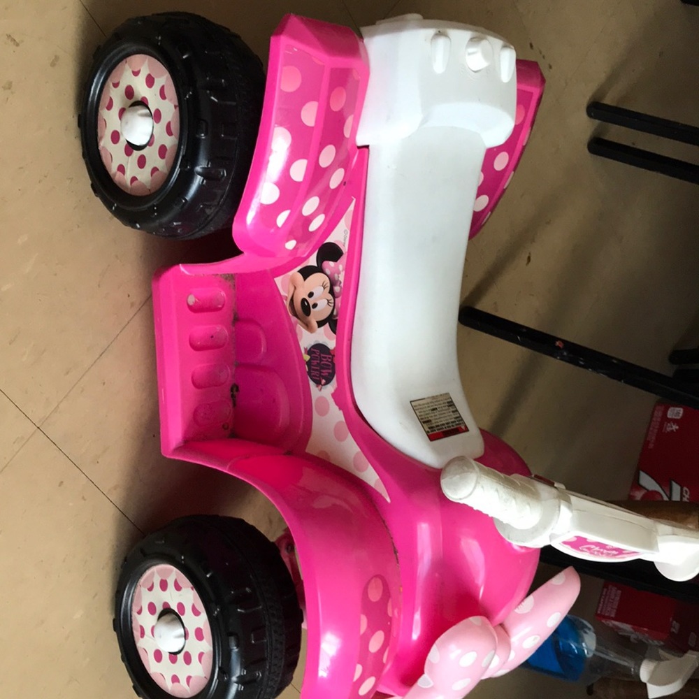 Minnie Mouse power wheels